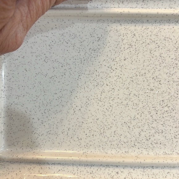 Vintage butter dish with farm chicken and rooster and babies - Picture 6 of 6